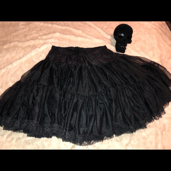 plus size black petticoat